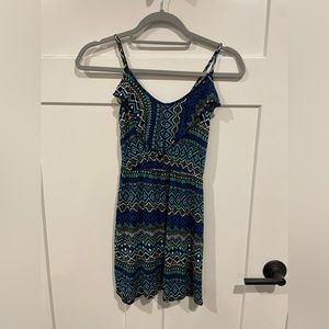 Flowy Top Rue21 Size Small Blue, White, and Black